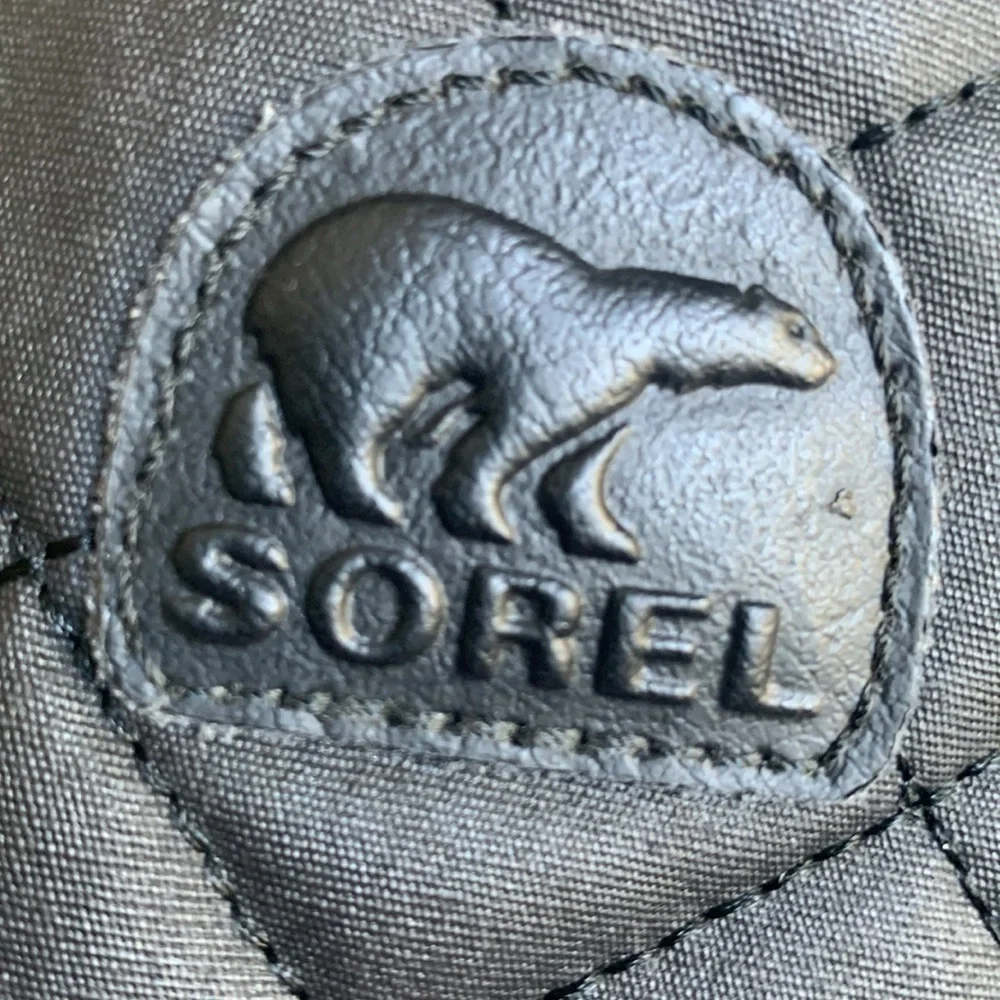 Sorel winter boots Black Fur Trim Waterproof Rubber with Quilted shaft size 8